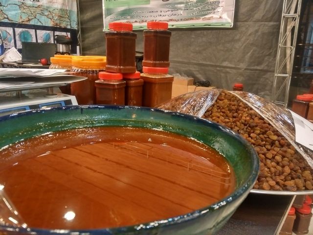 نرخ شیره توت ارگانیک اصل در بازار شیراز